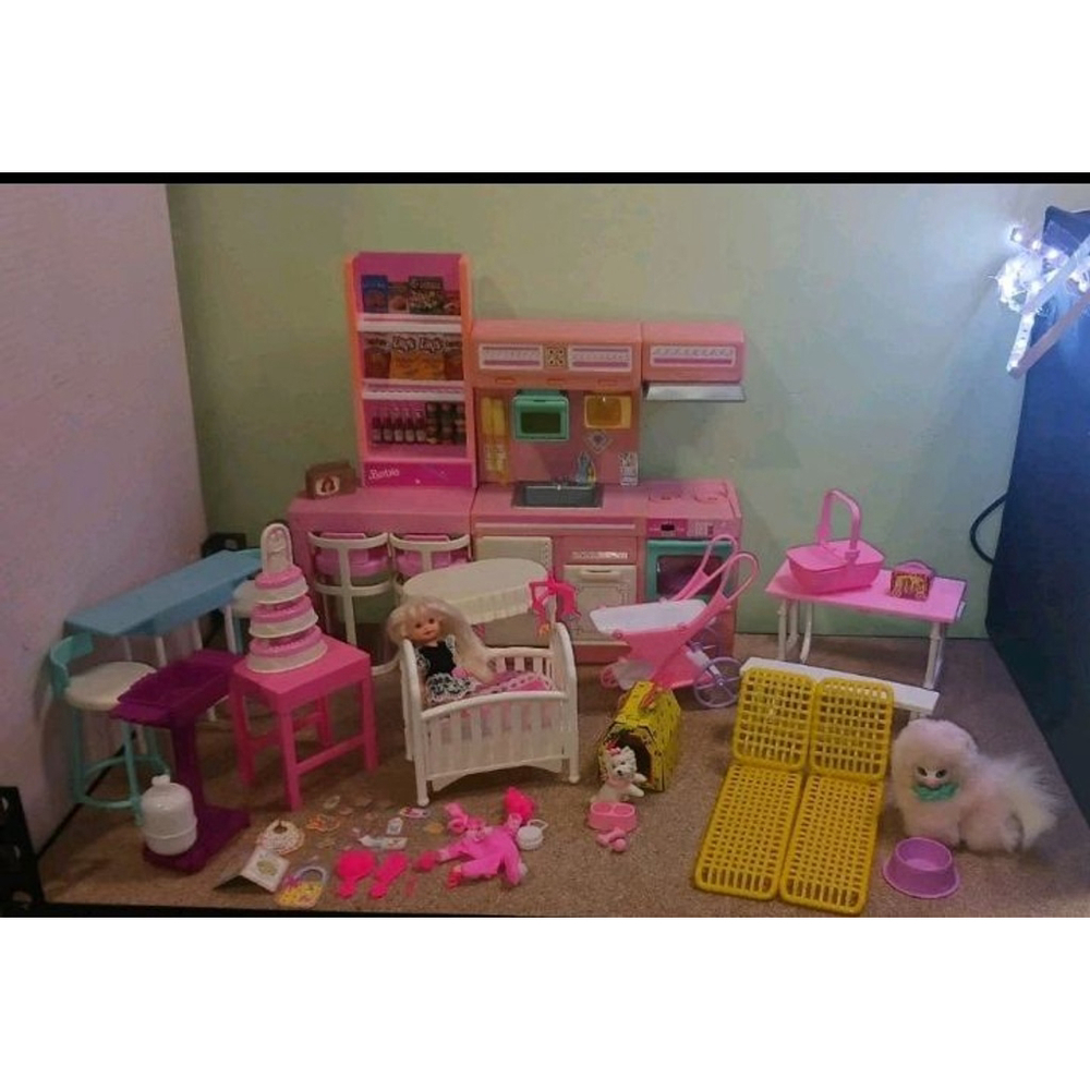 Vintage Huge Lot Barbie Kitchen Baby Crib Bedroom Furniture Accessories